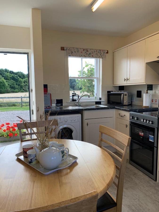 Ploughmans Cottage Forres Buitenkant foto